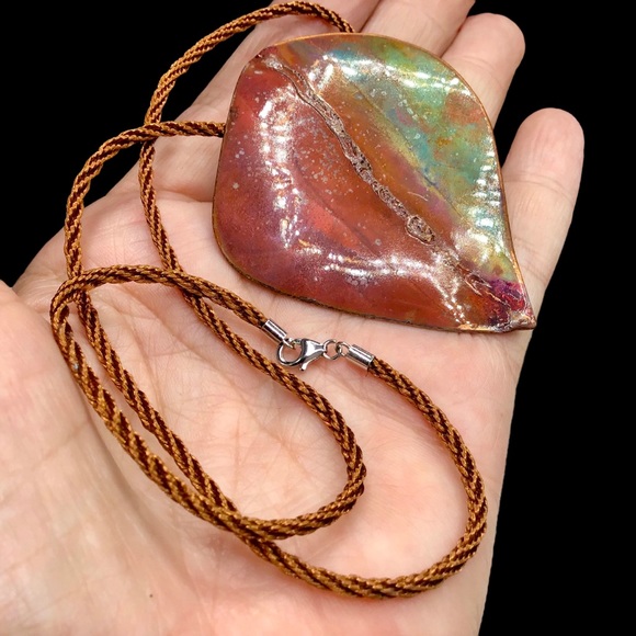 🌺Artisan Copper & Enamel Necklace - Picture 12 of 15